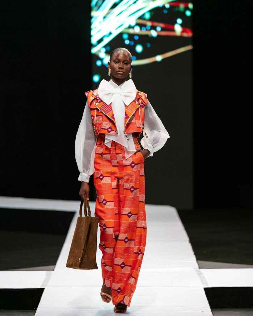 Collection Transition de Elie Kuame